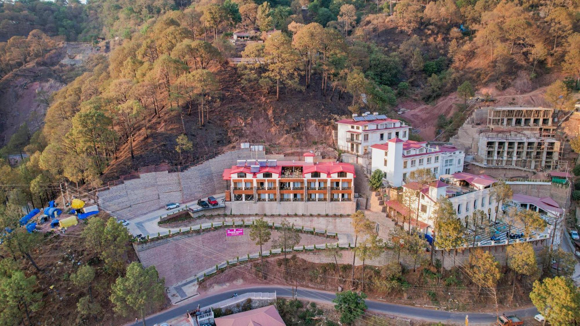 The Sanawar Heights I Kasauli I New Property Exterior photo